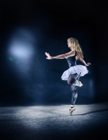 Woman Dancing Photo Woman Dancing Photo