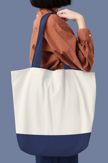 Woman holding minimal tote bag | Free Photo - rawpixel Woman holding minimal tote bag | Free Photo - rawpixel