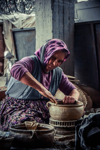Woman Molding Brown Clay Pot Woman Molding Brown Clay Pot