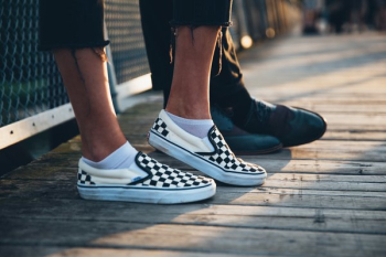 Woman's Sneakers Woman's Sneakers