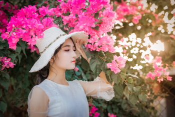 Woman Wearing Sun Hat Woman Wearing Sun Hat