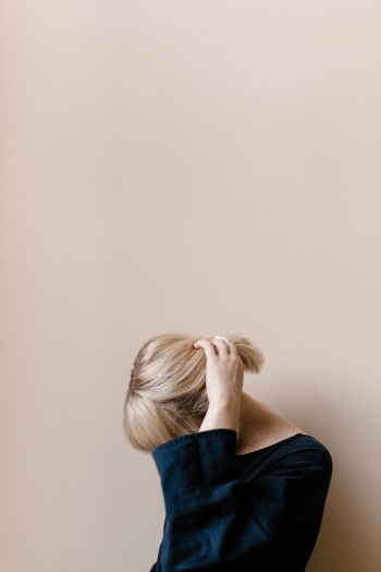 Woman With Blonde Hair Wearing Blue Woman With Blonde Hair Wearing Blue