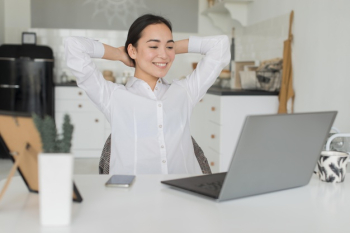 Woman working from home Free Photo Woman working from home Free Photo