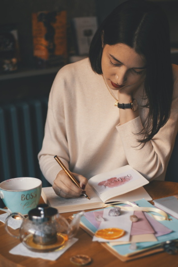 Woman Writing Woman Writing