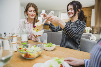 Women eating healthy food Women eating healthy food