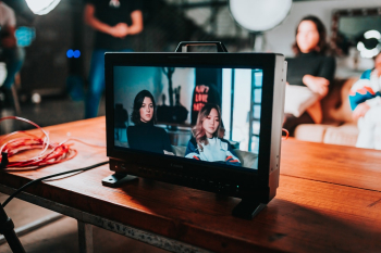 Women in Monitor Women in Monitor