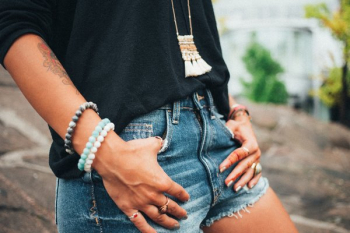 Women's Fashion Woman Denim Shorts Holding Pockets