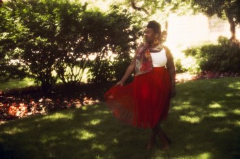 Women's Summer Fashion Reds And Prints