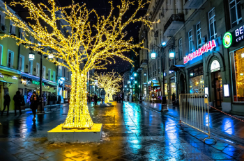 Yellow Minilight on Tree Decors Yellow Minilight on Tree Decors