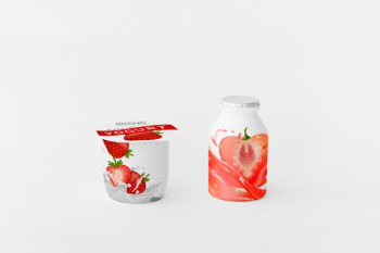 Yogurt cup mockup Free Psd