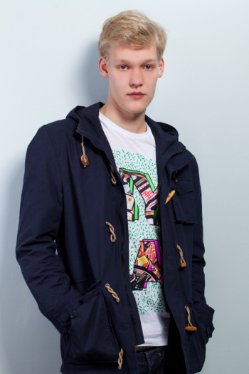 Young caucasian man in casual Free Photo Young caucasian man in casual Free Photo