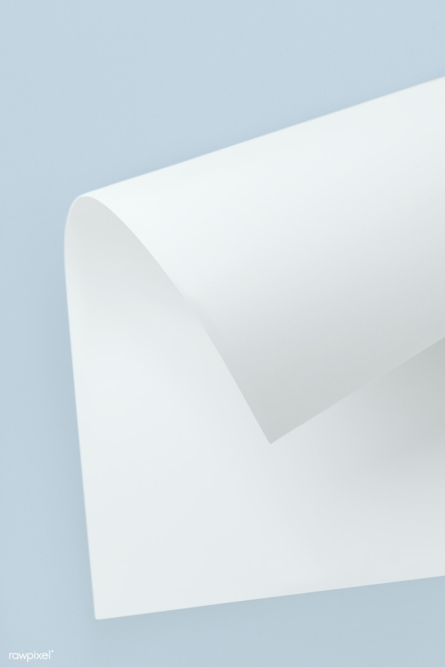 Blank white folded paper mockup on a bluish gray background | Free psd mockup - 2357593