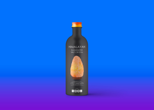 Freebies Modern Bottle Mockup