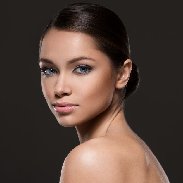 Gorgeous girl with beautiful face Free Photo