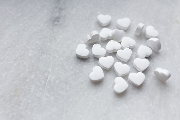 Heart foil confetti