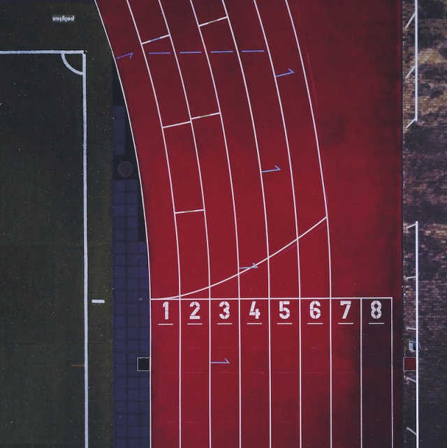 Red runnin track. Berlin, Deutschland. | Free Photo - rawpixel