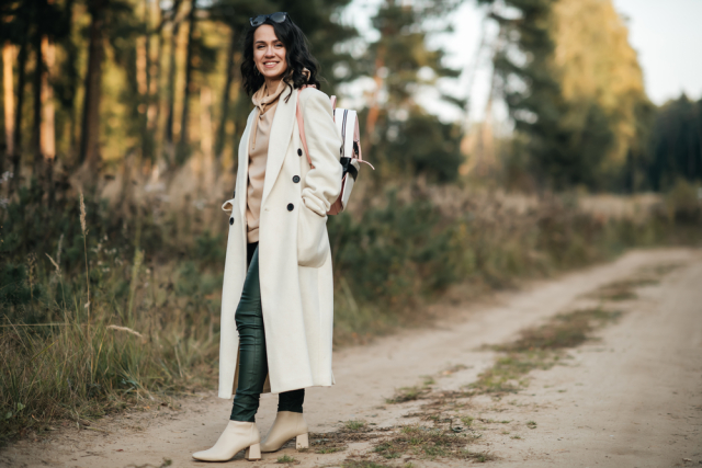 Woman wearing a trench-coat